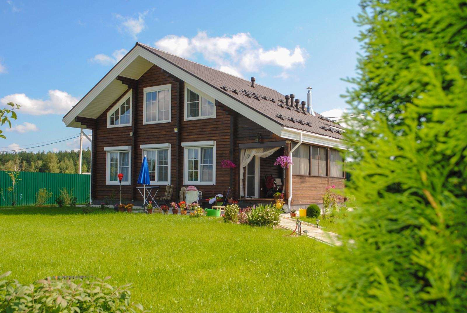 Дом в поселке "Изумрудная поляна"