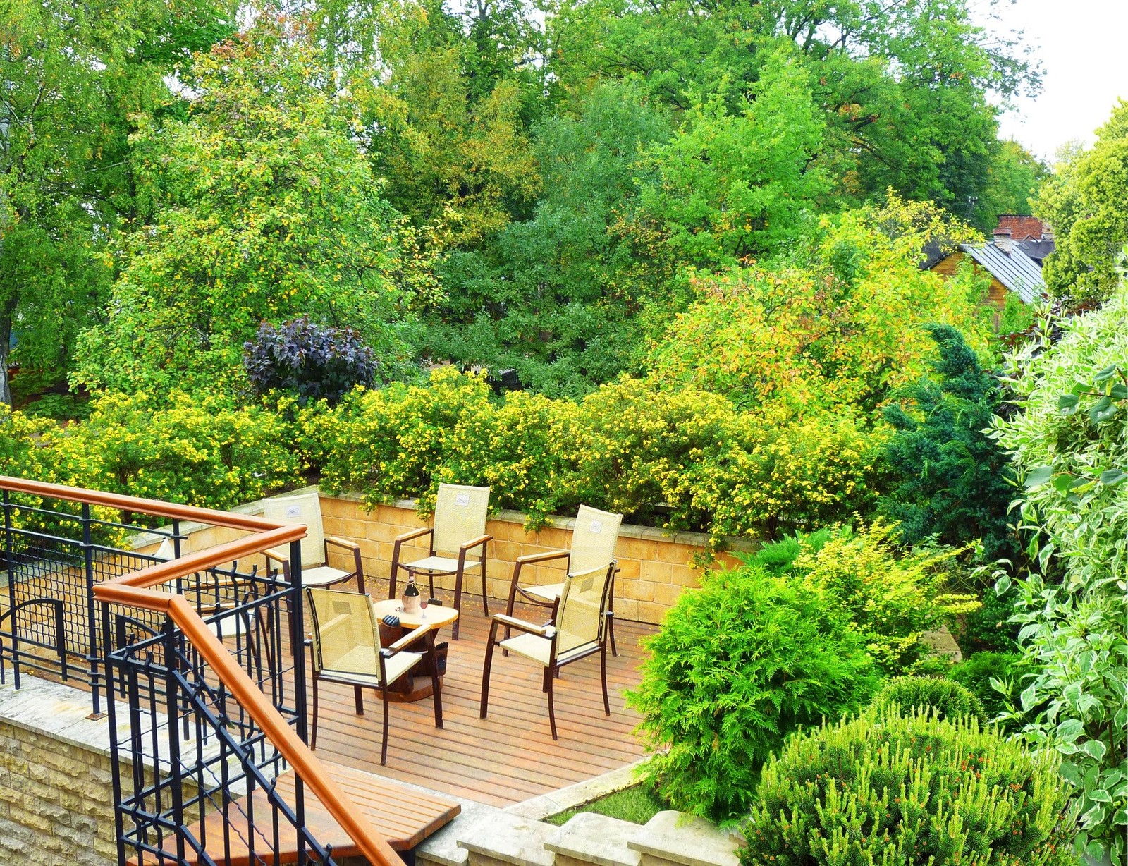 Озеленение жилого комплекса