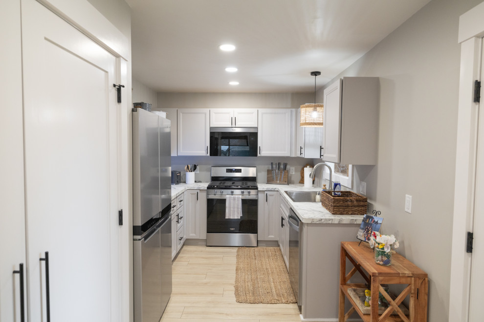 Apartment Kitchen