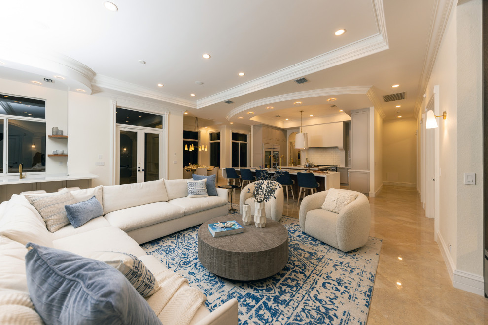 Home design - transitional home design idea in Miami