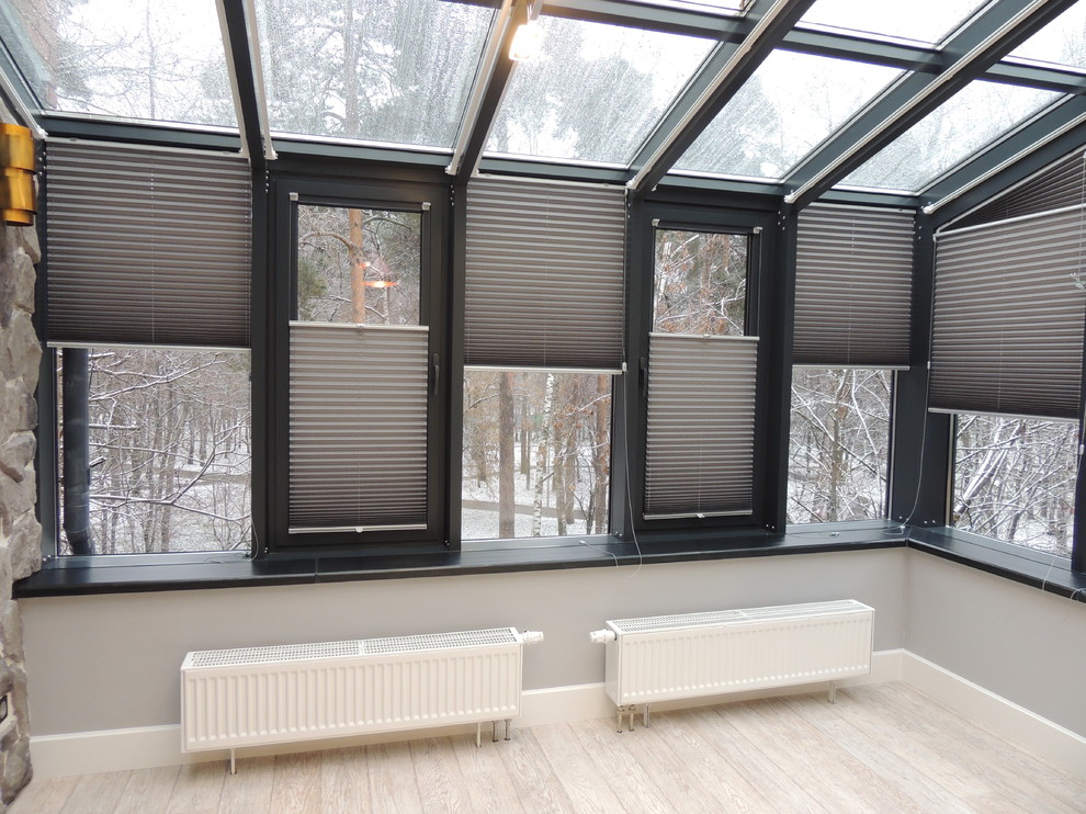 Стеклянный дом в Вешках