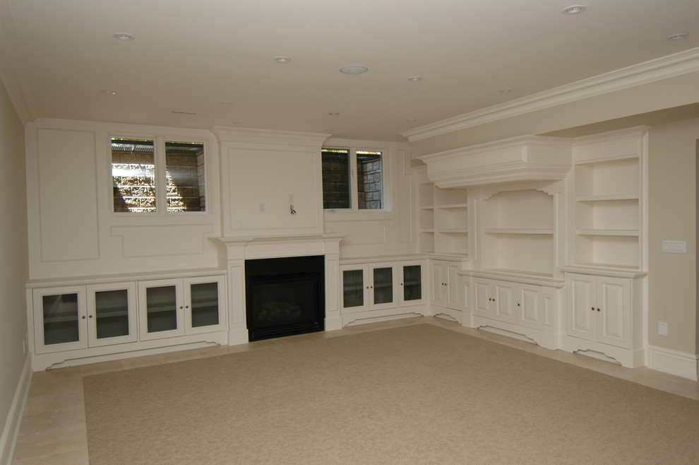 Inspiration for a transitional basement remodel in Toronto