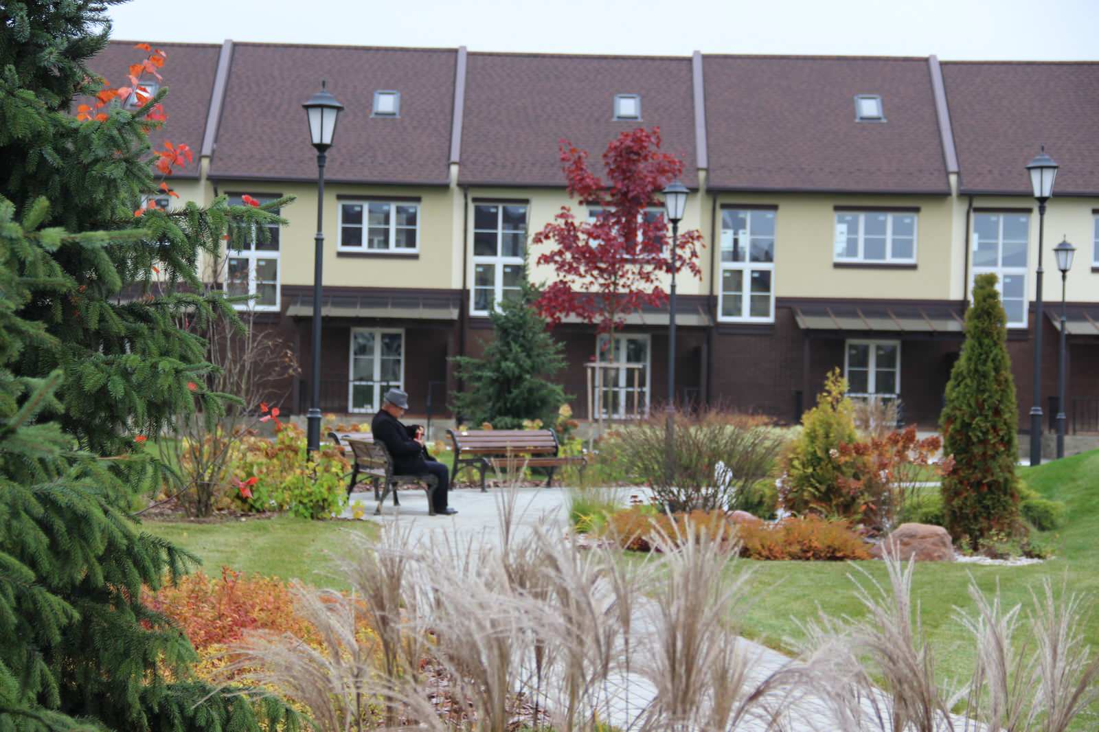 Озеленение коттеджного поселка "Юсупово-парк"