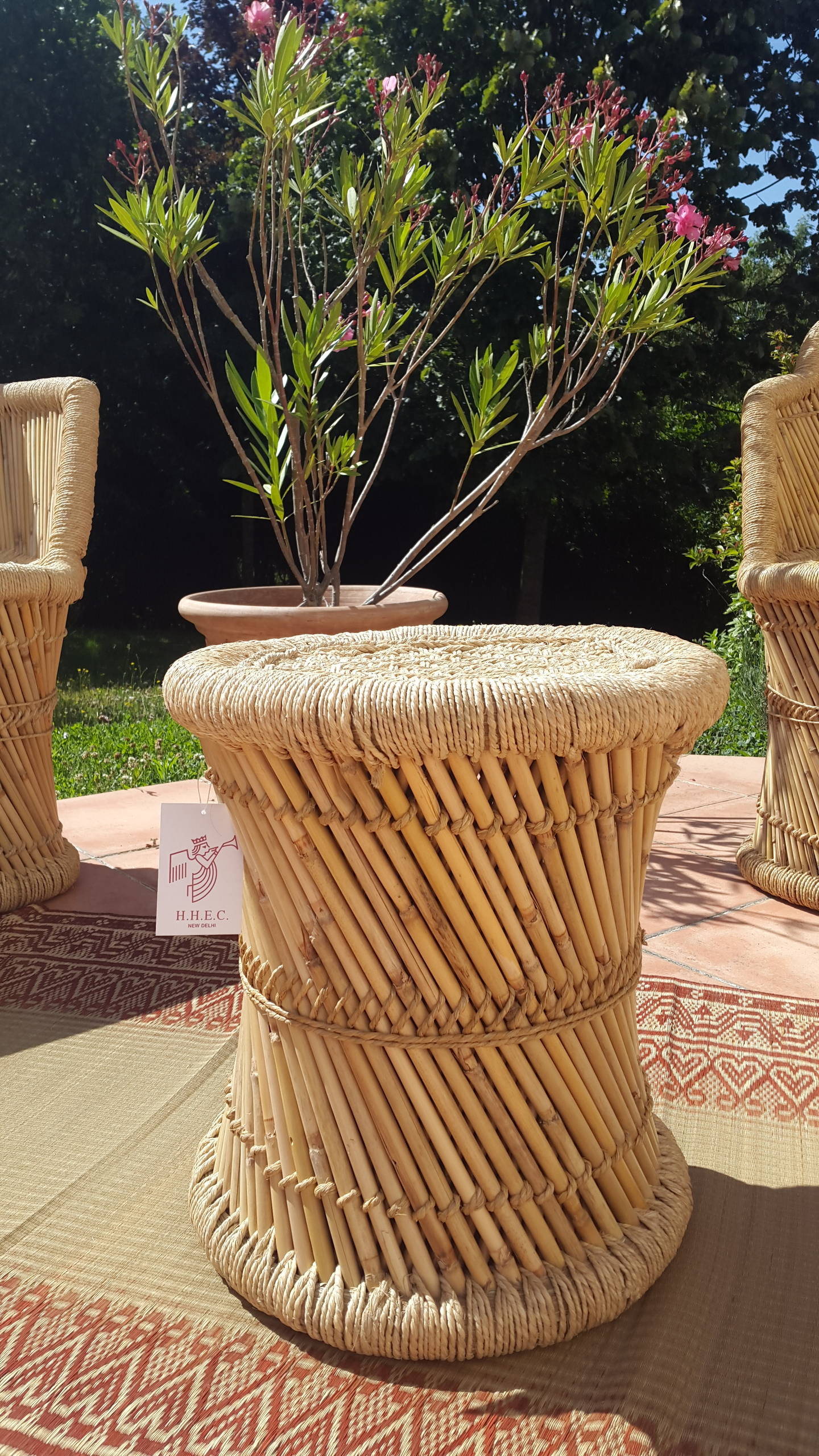 Tabouret en bambou et corde (artisanat indien)