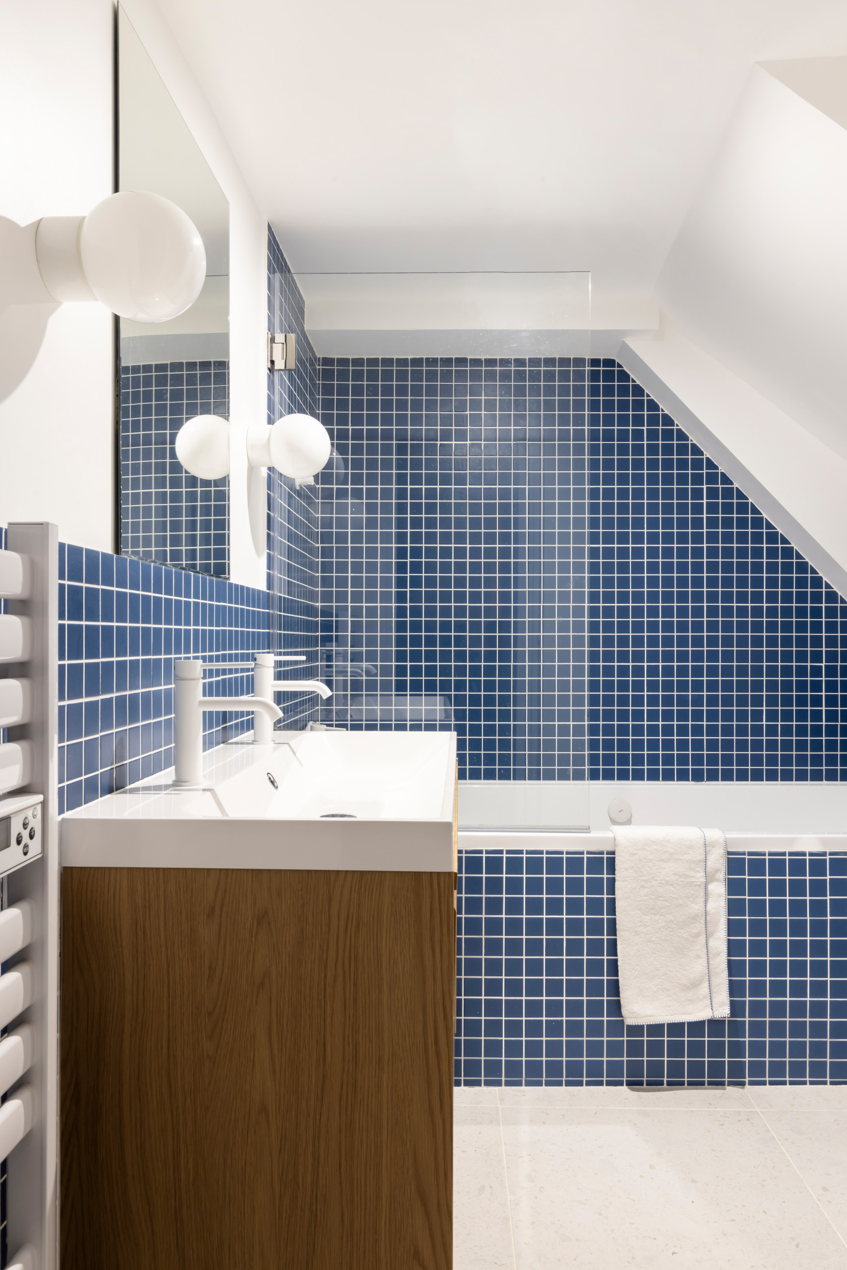 Une ancienne laverie industrielle réinventée - 92m2 à Belleville