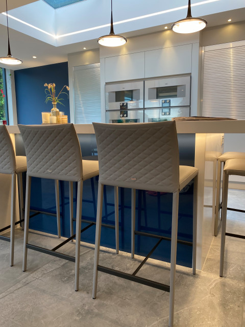 Amersham Kitchen Dining Extension trendy-koekken