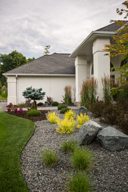 Mulch and Rock Planting trendy-have