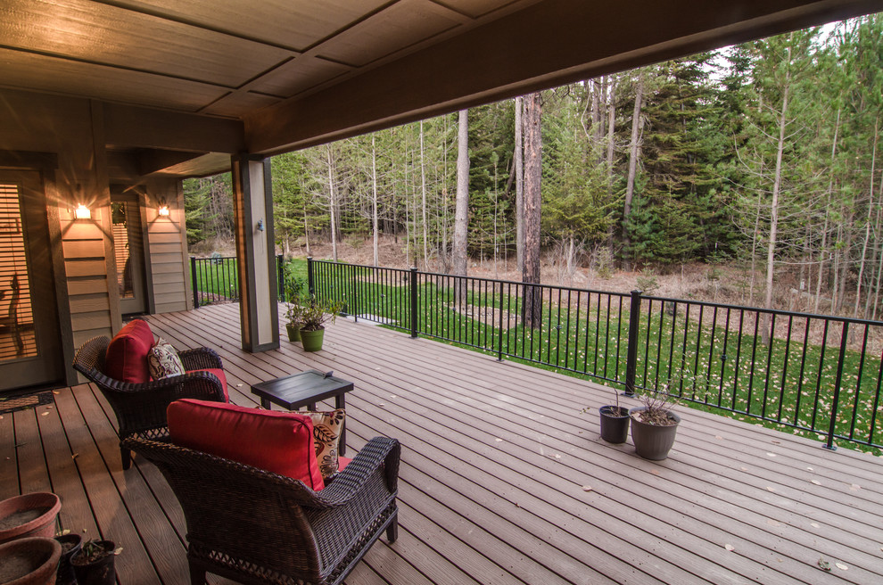 Mountain style patio photo in Seattle