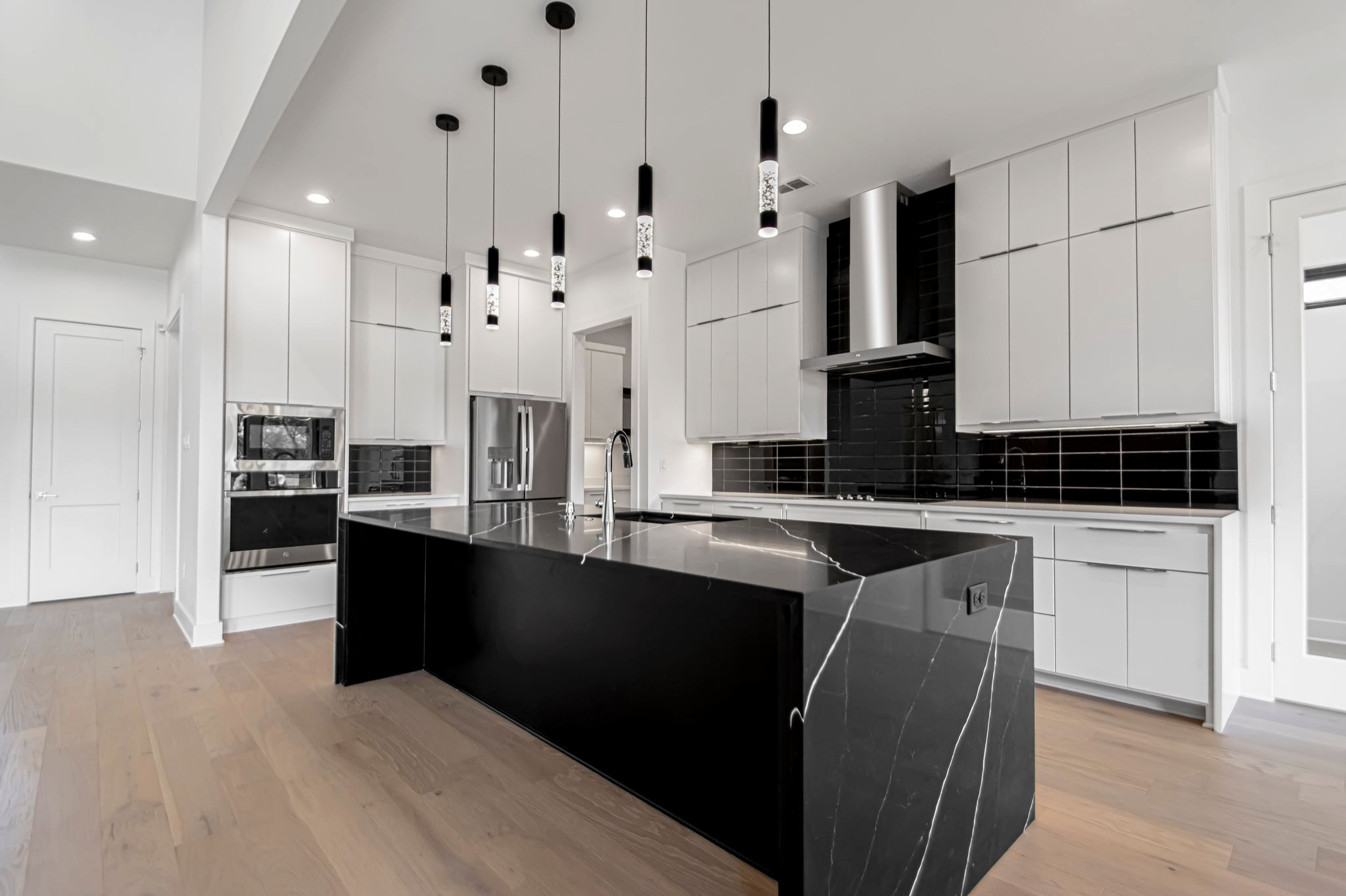 Maumelle Modern Build
