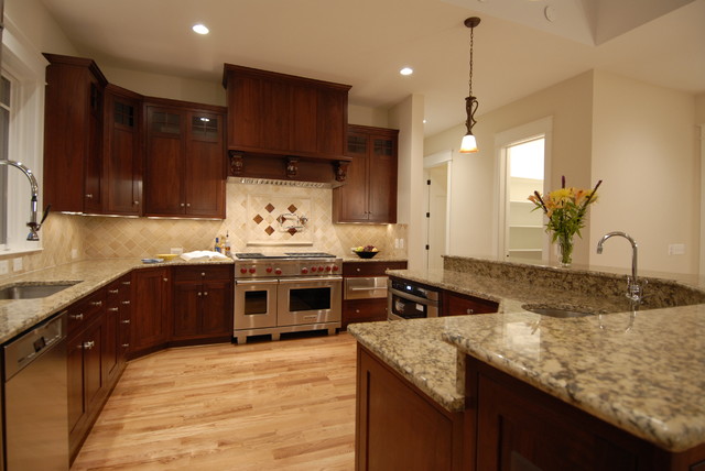 Kitchen traditional-kitchen