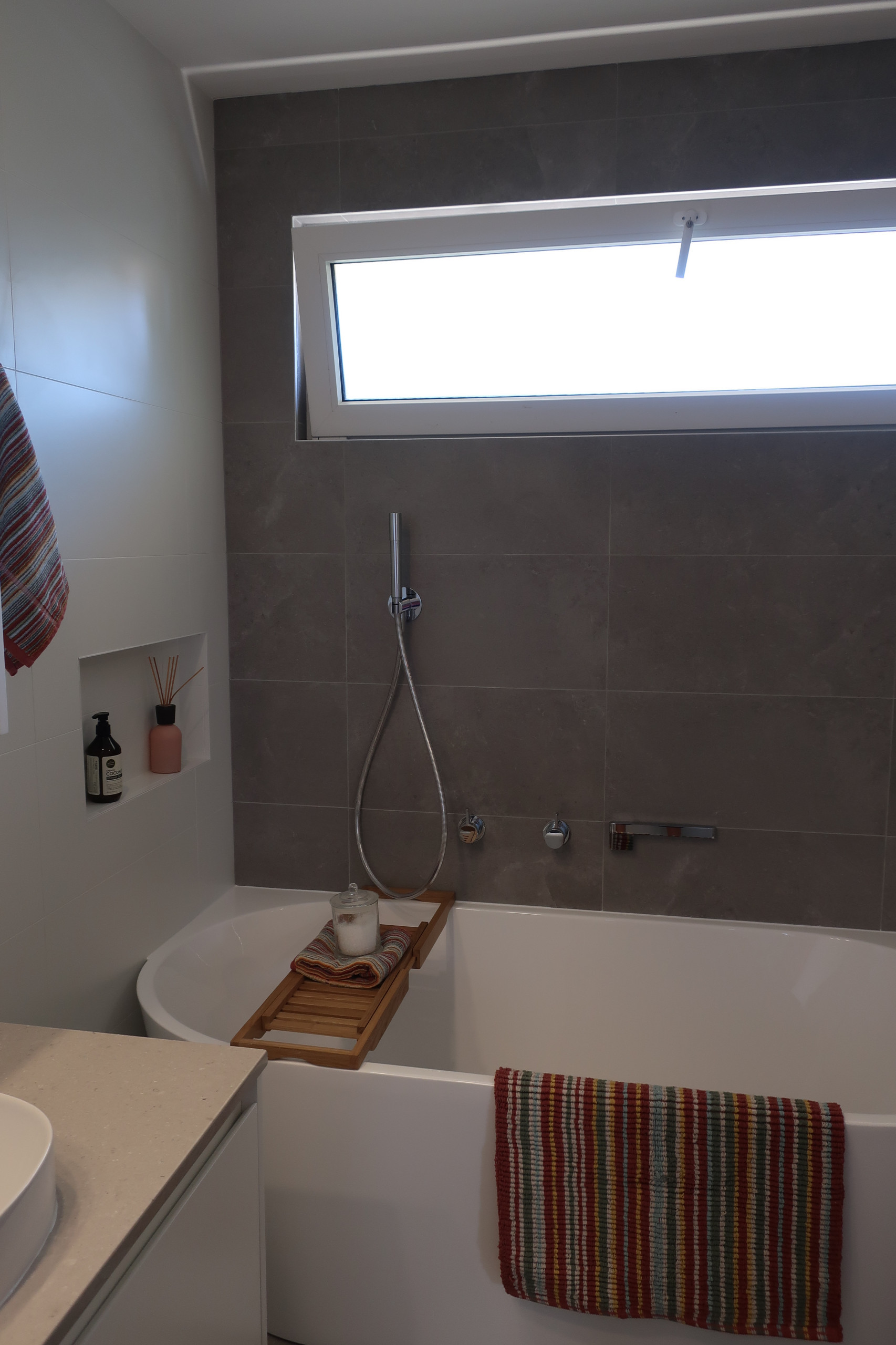 FIX OUR BROKEN BATHROOM PLEASE