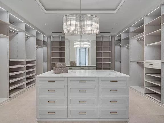 Custom Closets