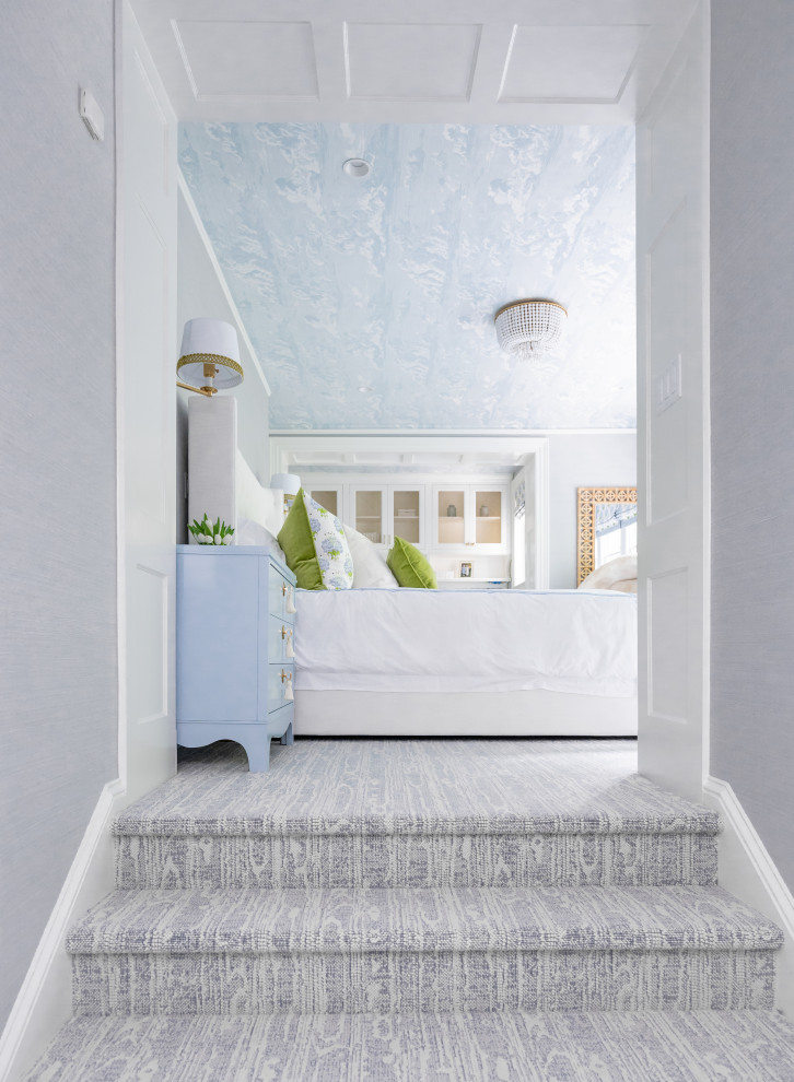 Example of a transitional home design design in Baltimore