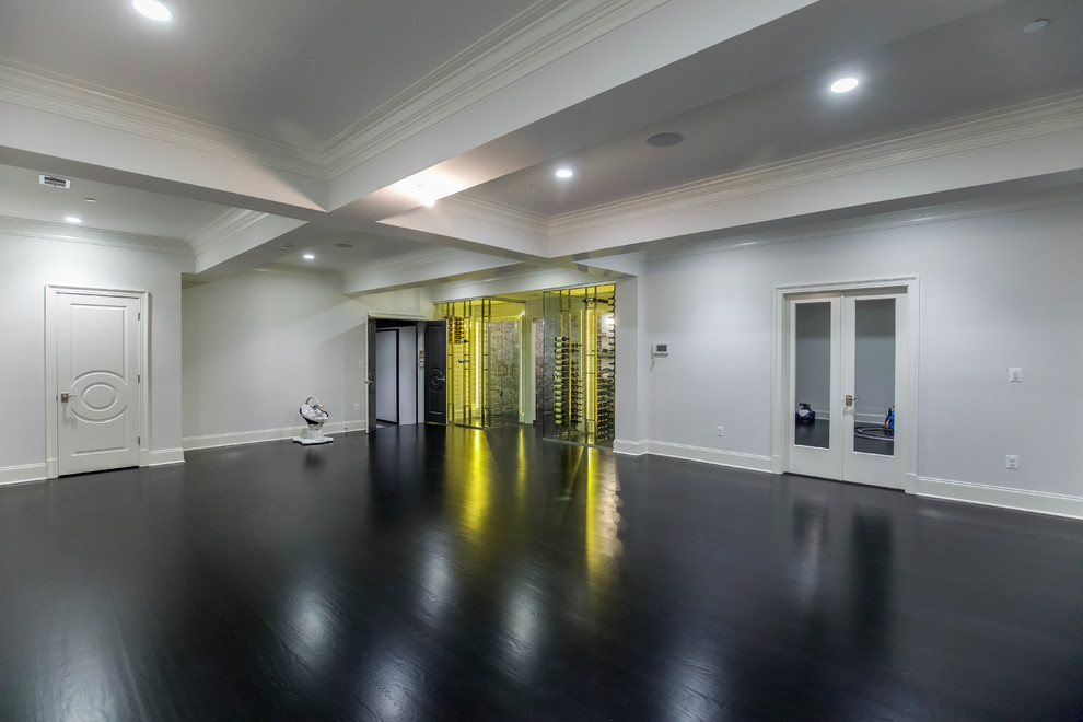 Example of a transitional home design design in DC Metro