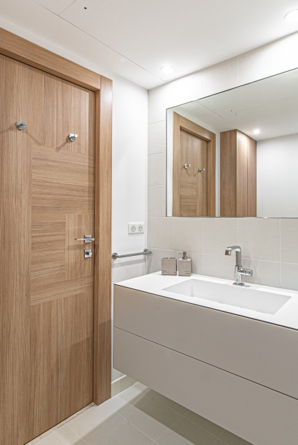 R&eacute;novations d'int&eacute;rieur d'un appartement modern-badezimmer