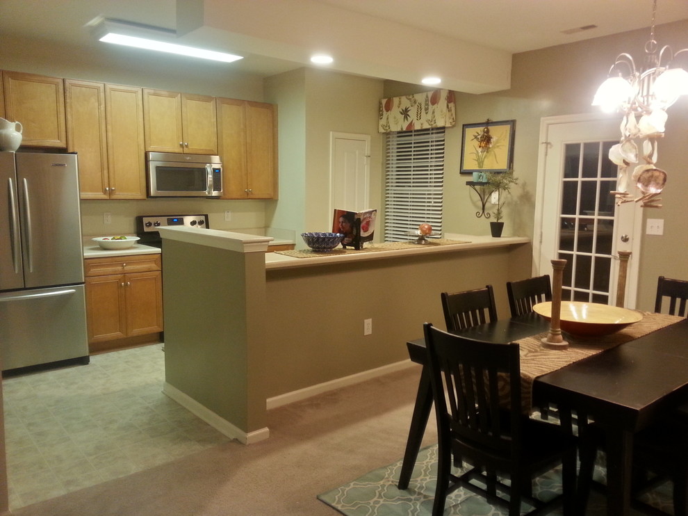 Home design - transitional home design idea
