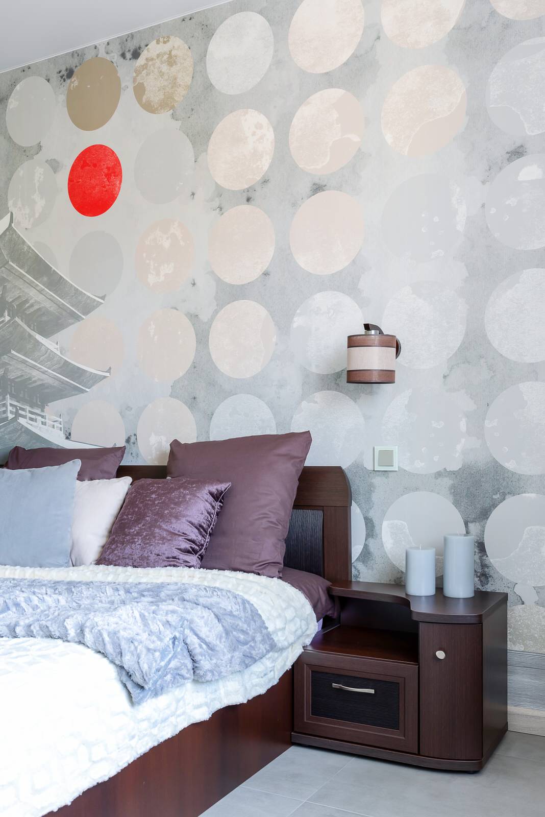 Дом с ирисом