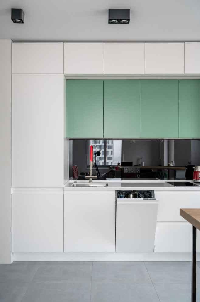 Светлая стильная кухня