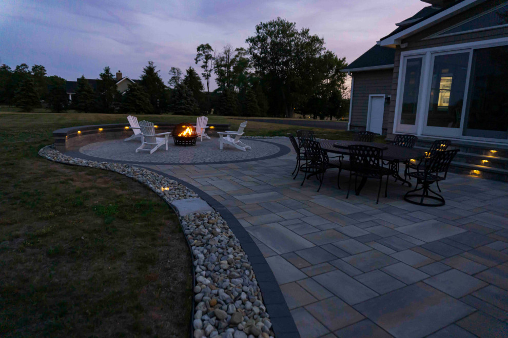 Cream Ridge, NJ: Outdoor Kitchen and Paver Patio with Firepit Area