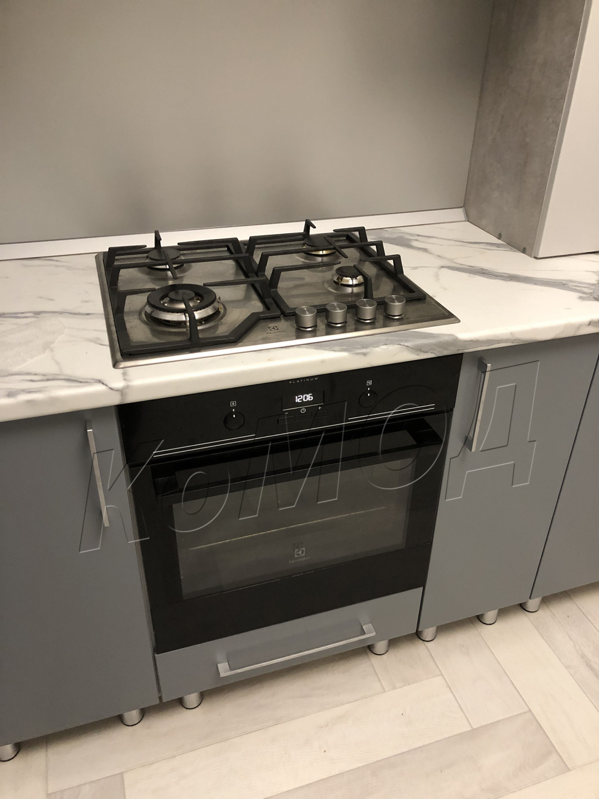 Кухня с фасадом МДФ краска