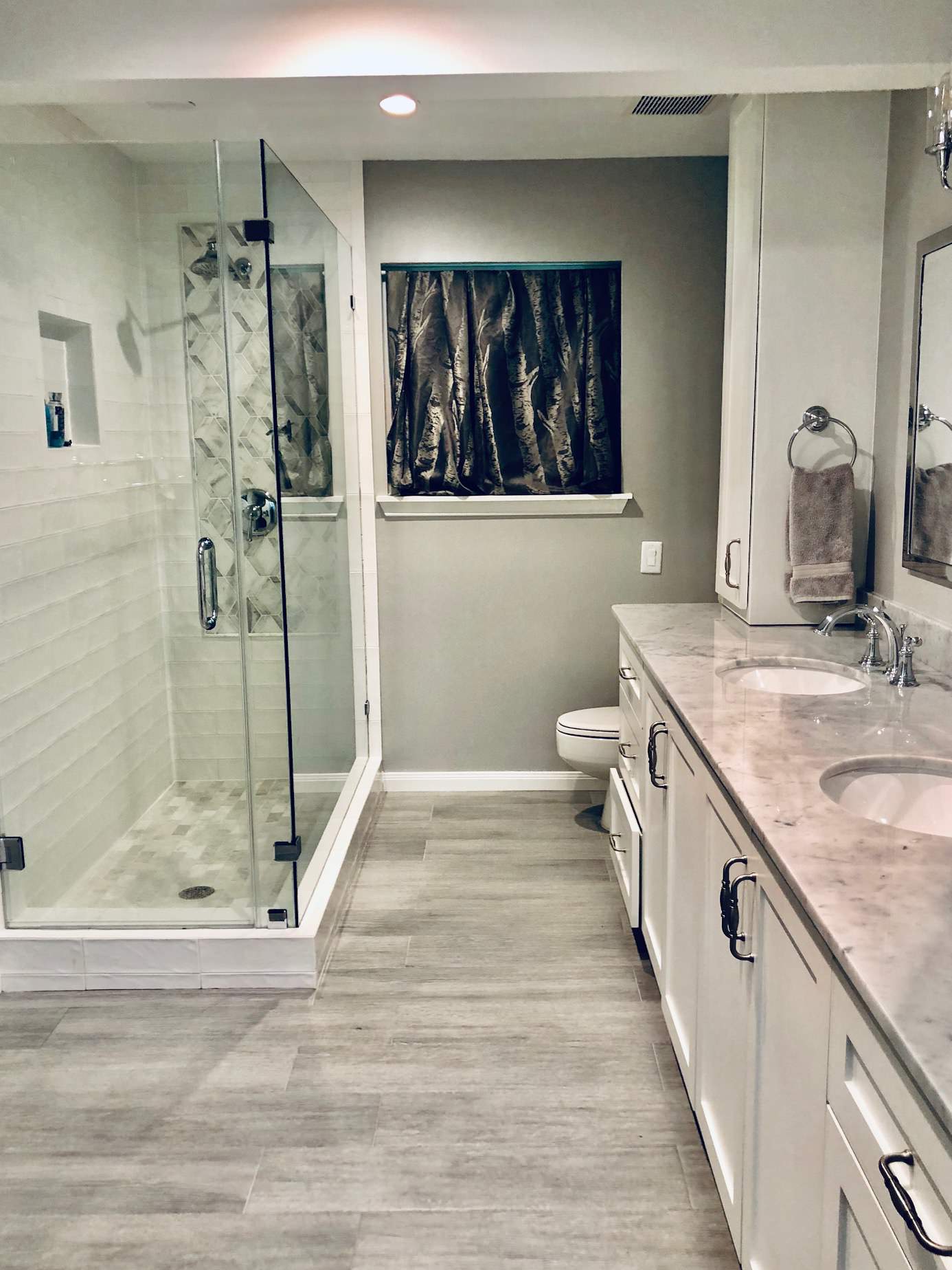 Designer's Own Contemporary Master Bathroom