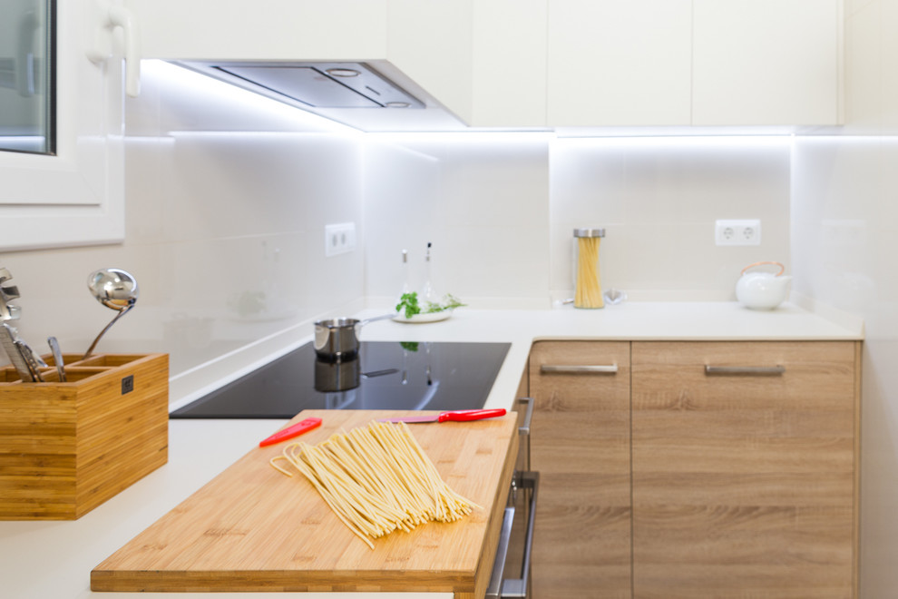 Design ideas for a scandinavian kitchen in Barcelona.