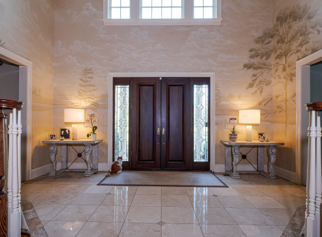 Potomac Foyer transitional-entry
