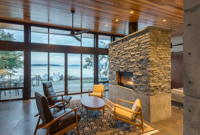 Houzz Tour: Rocky and Rugged on a Pacific Northwest Island