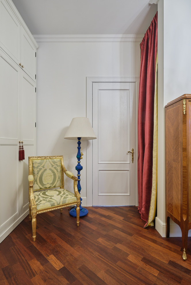 Классический интерьер с Орлеаном в отделке дуб