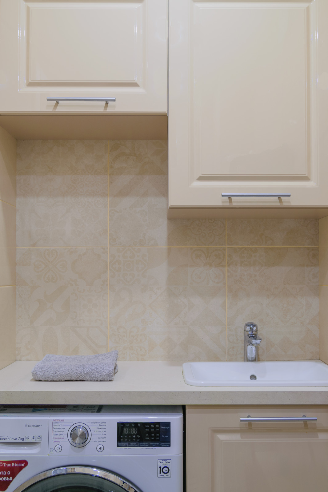 Светлая неоклассика в 3-х комнатной квартире для большой семьи с тремя детьми