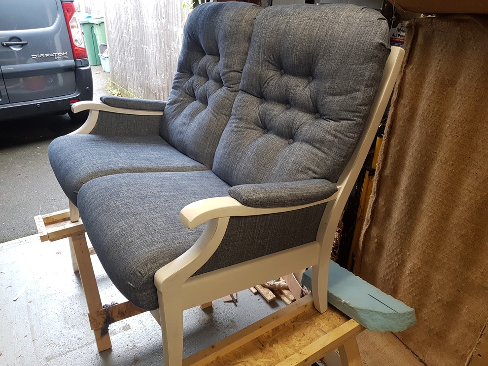 Commission - Cintique 2 seater sofa