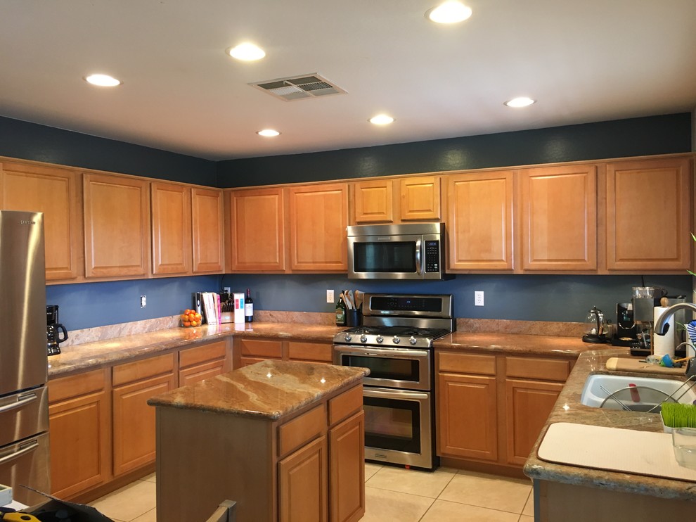 Builder grade kitchen