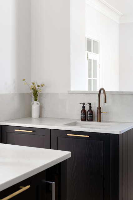 Modern Shaker Kitchen transitional-kitchen