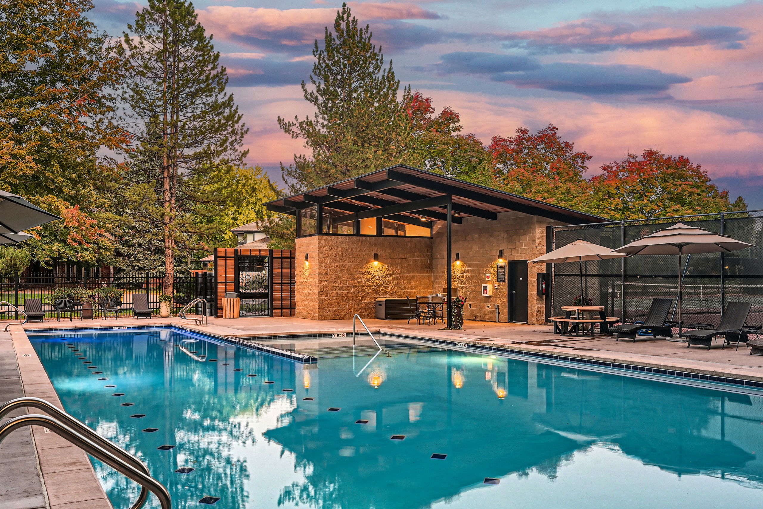 Reserve HOA Pool - Commercial