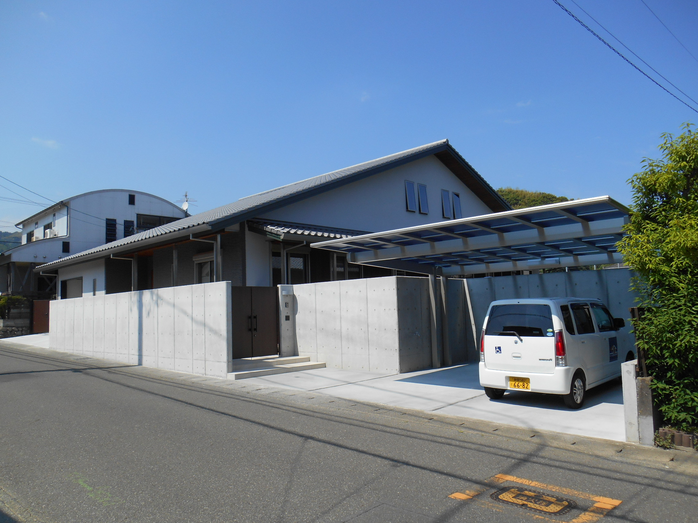 来客用カーポート　門