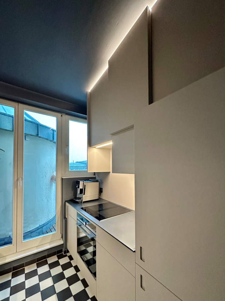 Photo of a small modern kitchen in Berlin.