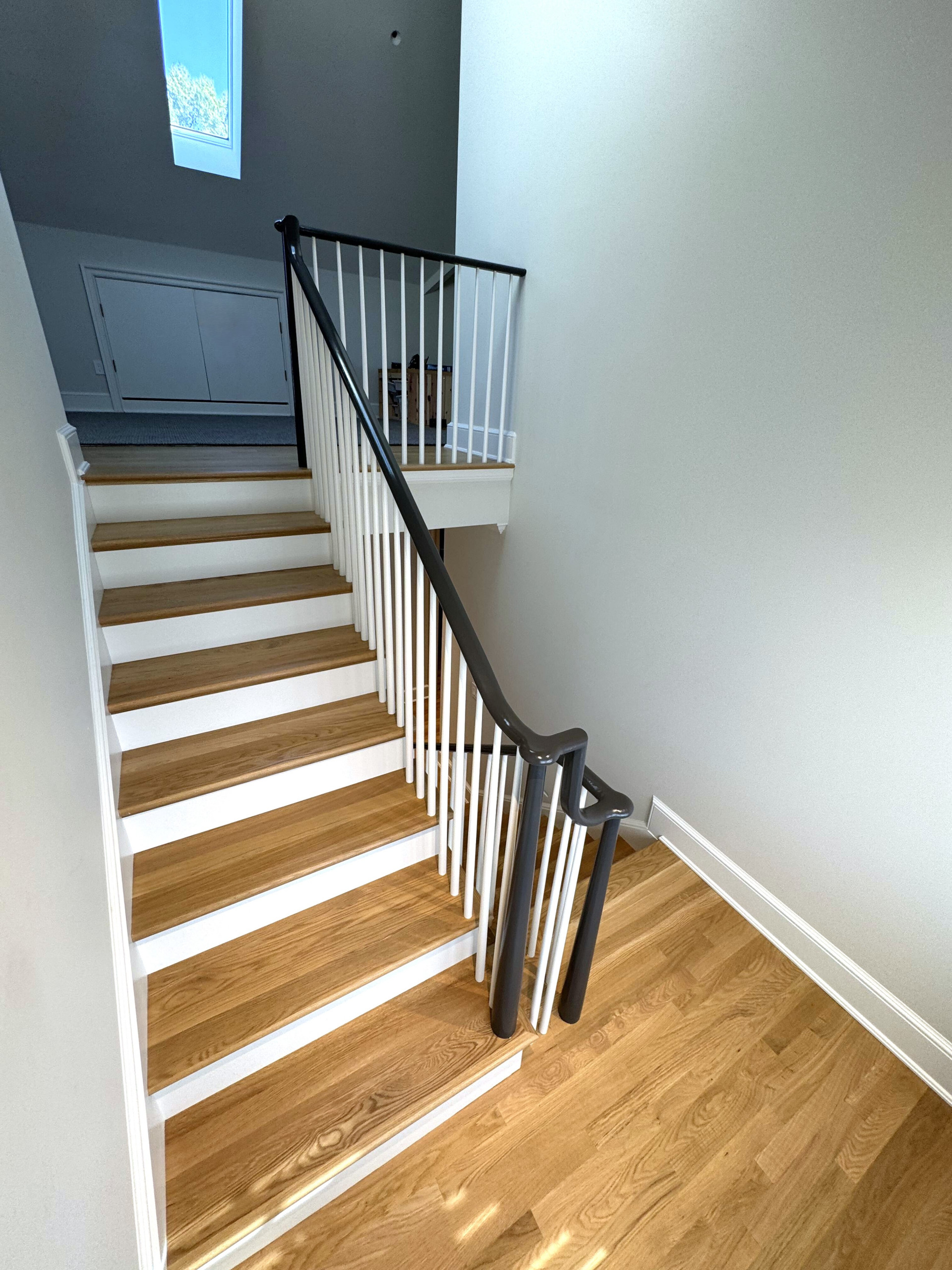 142_Airy Staircase with Over the Post Balustrade, Arlington, VA