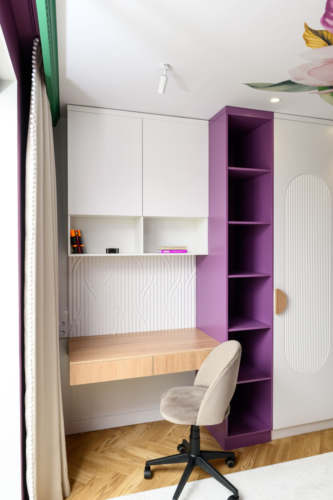 Квартирный вопрос - цветущая магнолия