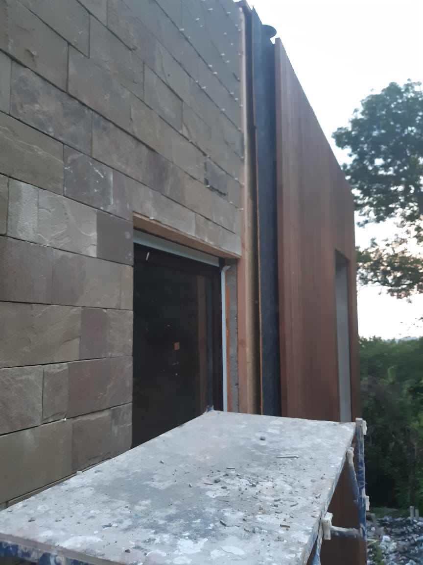 Фасад индивидуального особняка в г. Сочи, Хоста 2020г