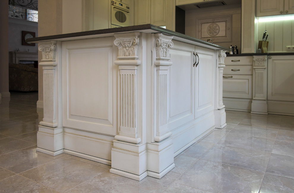 Элитная кухня для загородного дома