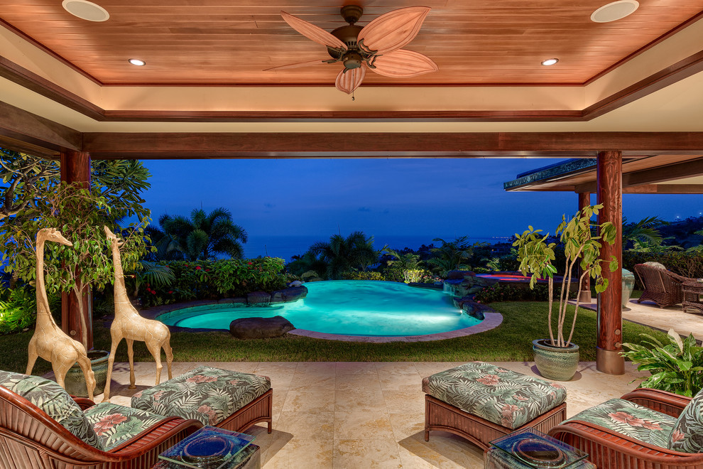 Outstanding Bayview Residence in a Private Setting Tropical Deck