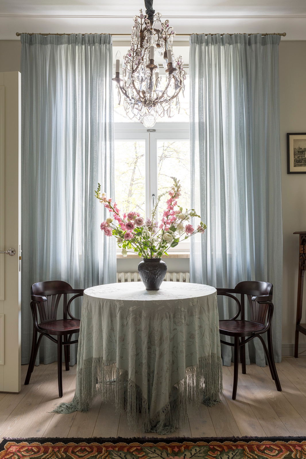 Квартира 80 м2 в старинном доме в центре Москвы