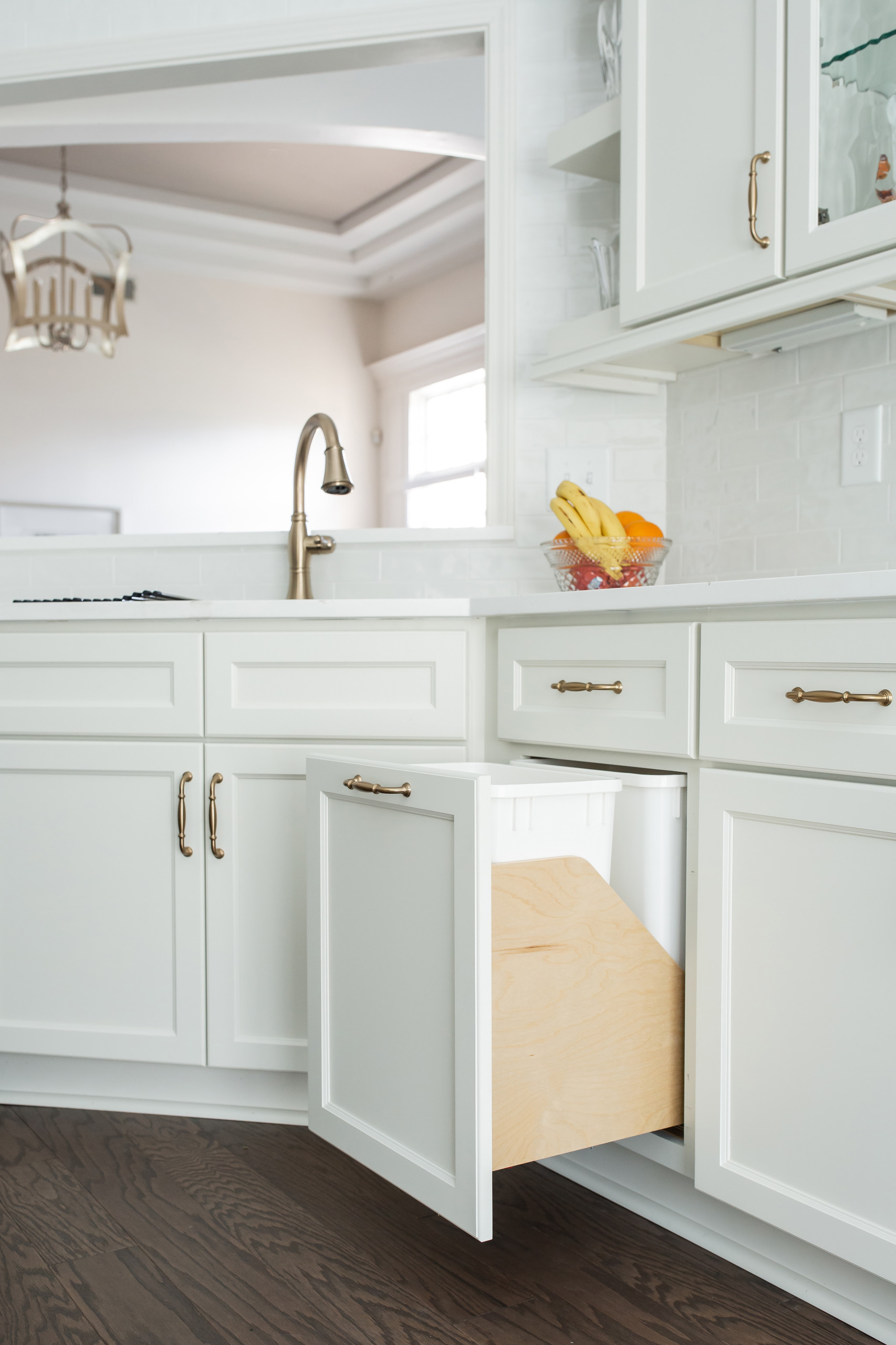 Decatur White kitchen