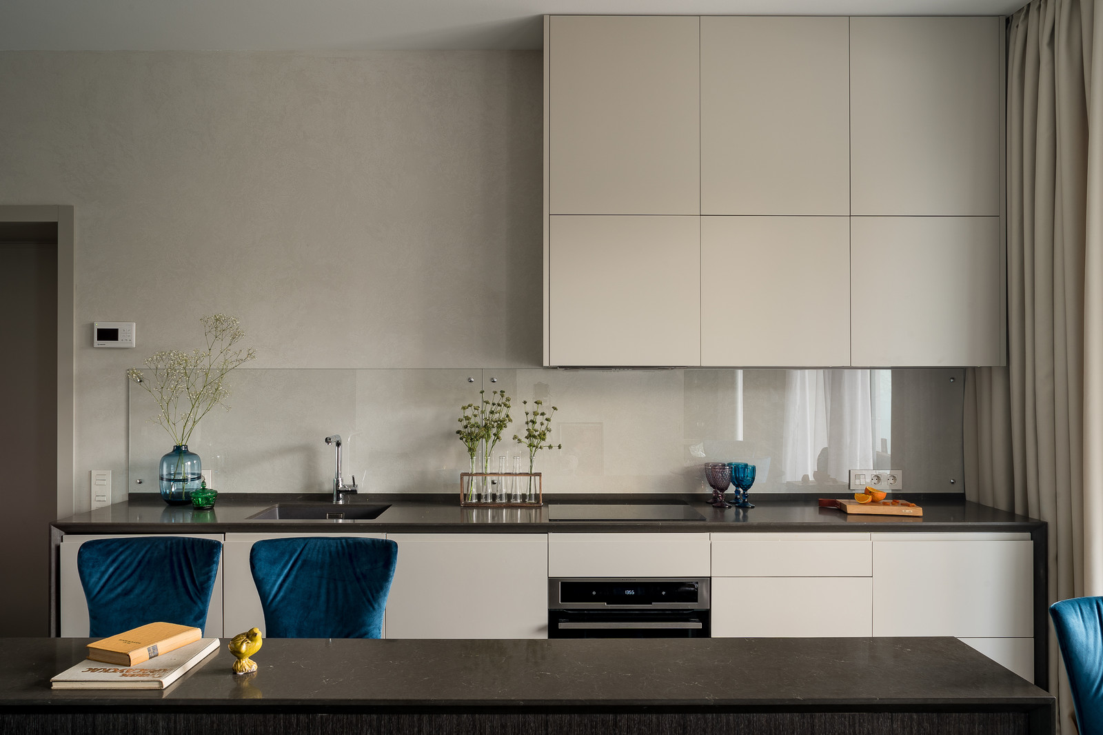 И контрасты, и нюансы