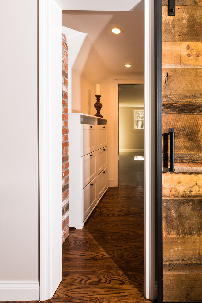 Inspiration for a transitional home design remodel in Boston