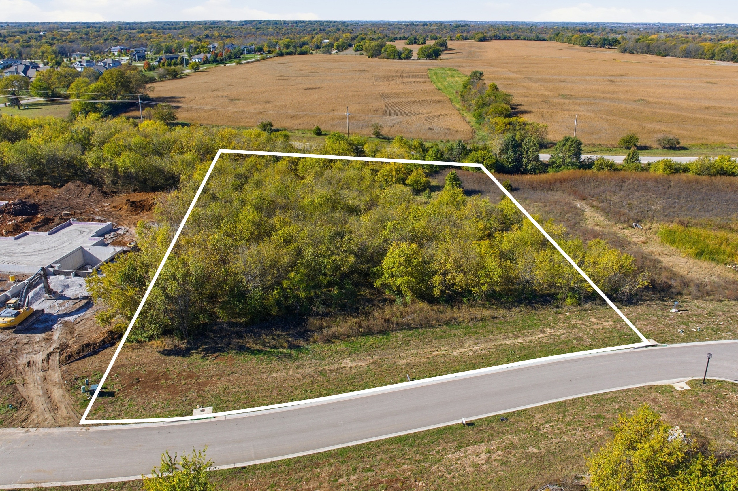 Loch Lloyd Blue Valley, Lot 1, $750,000 - Available