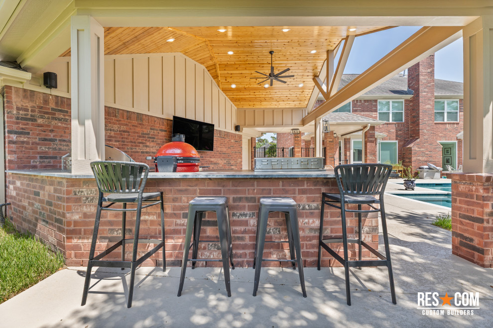 Cascading Brook - Outdoor Living
