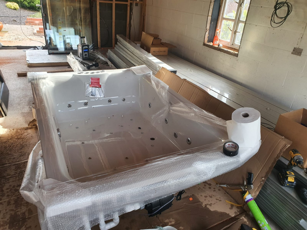 Garage Conversion to Man Pad