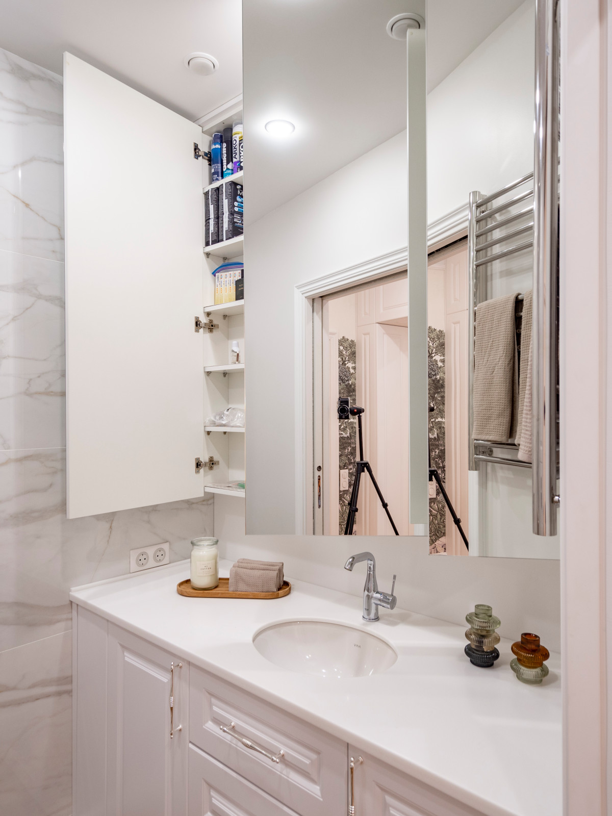 Меблировка санузла в неоклассическом стиле