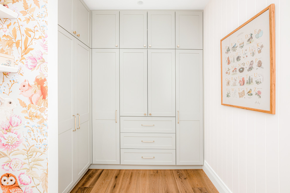 This is an example of a contemporary kids' room in Sydney.